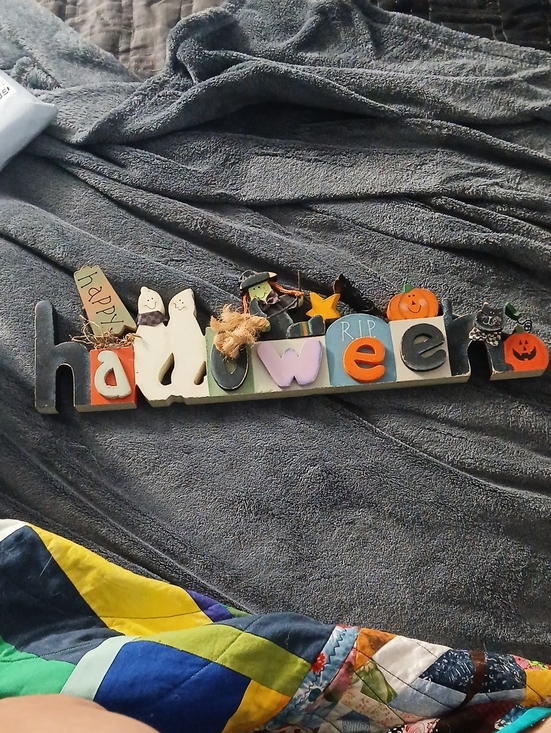 Other - Halloween 'Halloween' Multicolor Wooden Wall Sign